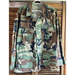 US Air Force Camouflage Pattern Utility Jacket Size Lg Chest 47 (Halloween) 840